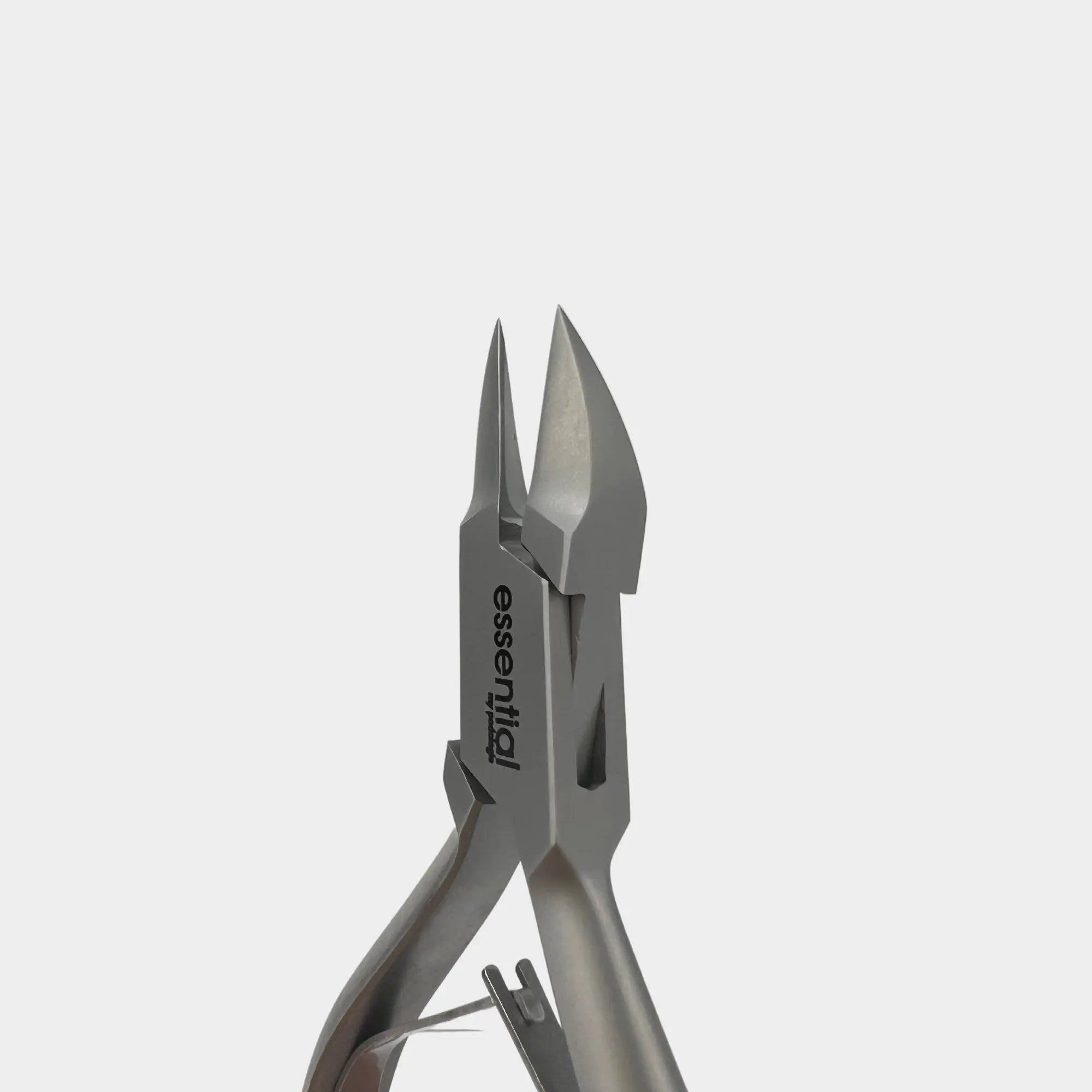 Pince à ongles - Coupe droite - Mors effilés - 13,5 cm - Inox - Bec droit - Essential by My Podologie